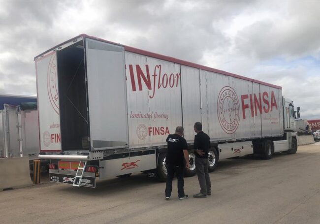 semirremolque laterales plegables