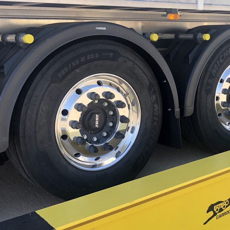 venta de semirremolques y piezas de repuesto