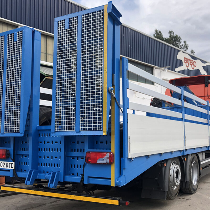 plumas con rampas carroceria