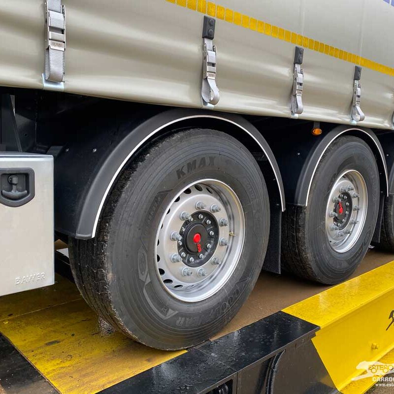 tauliner con cunas neumaticos 385