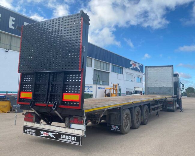 Semirremolque con rampas Semirremolque con rampas